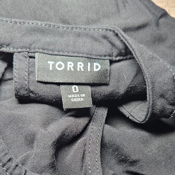 Torrid Halter Dress Sz 0 Large Black Midi Sleeveless Keyhole Pockets Minimalist - Picture 7 of 11